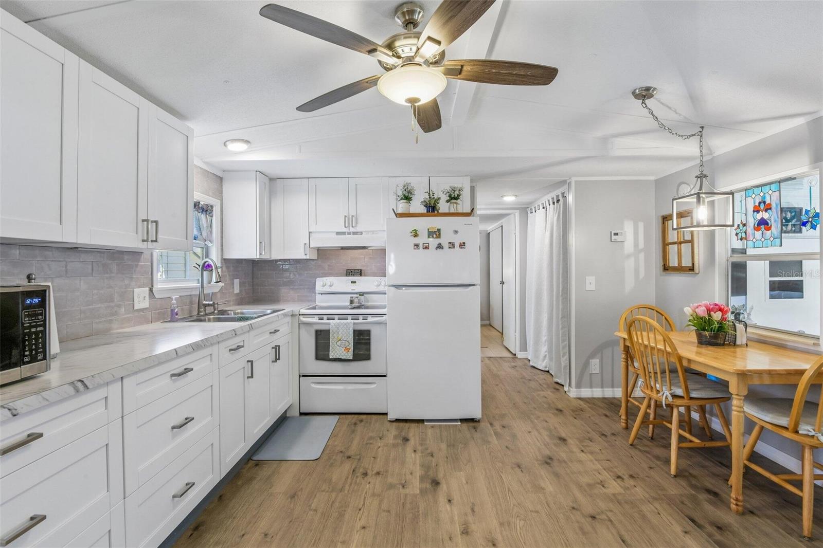 Image 6 of 17 For 3204 Pond Hollow Street