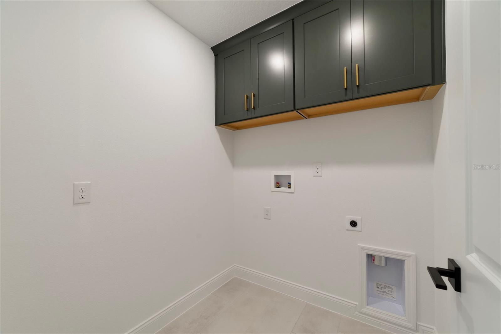Listing photo id 5 for 5260 Sparrow Tree Point