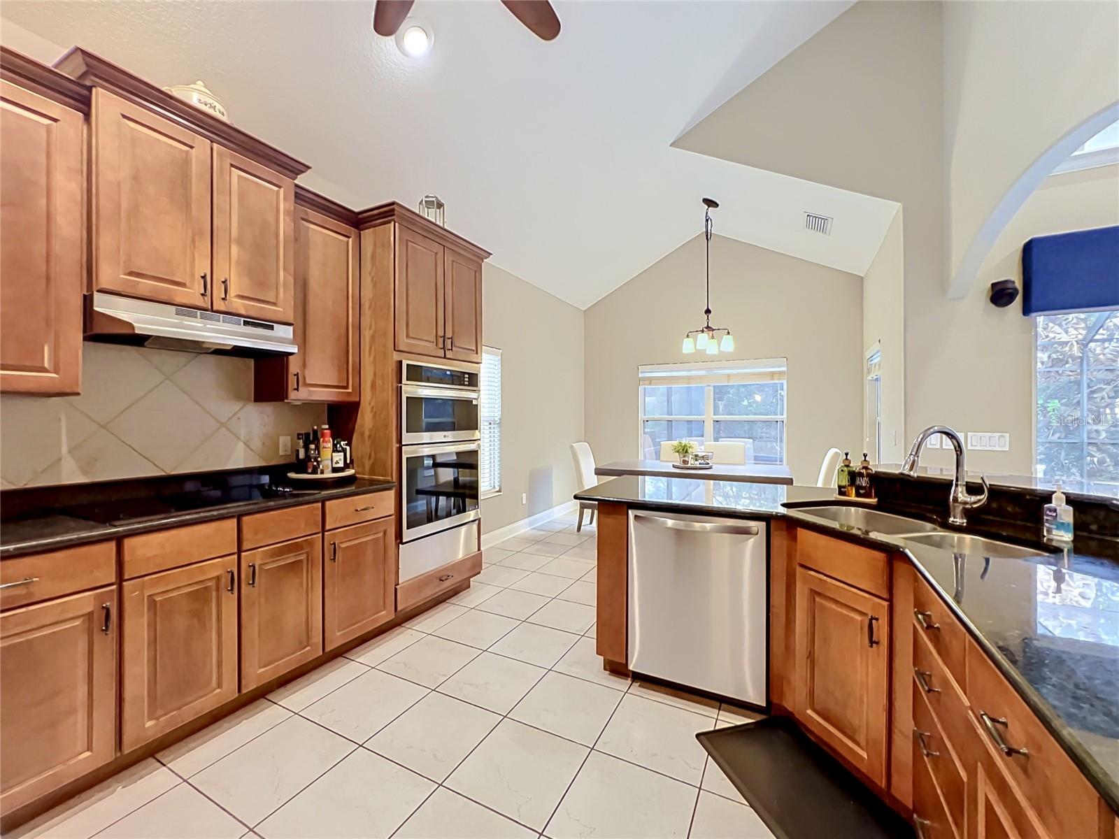 Image 15 of 33 For 6977 Dolce Street