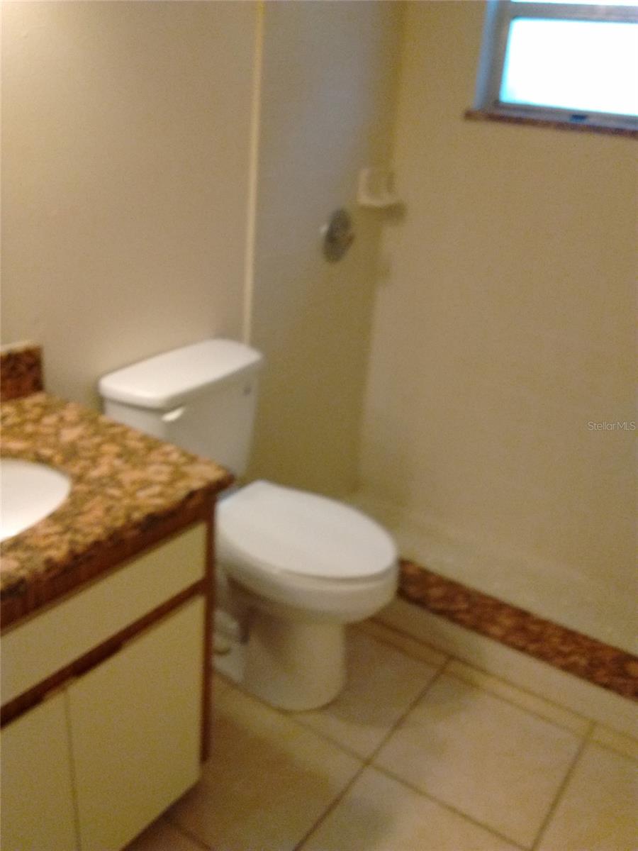 Image 10 of 13 For 4033 Anna Drive
