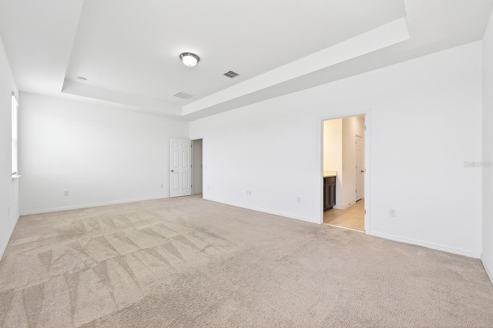 Image 15 of 34 For 15523 Willow Arbor Circle