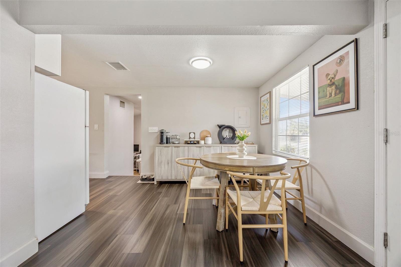 Image 10 of 26 For 5212 Aloha Street