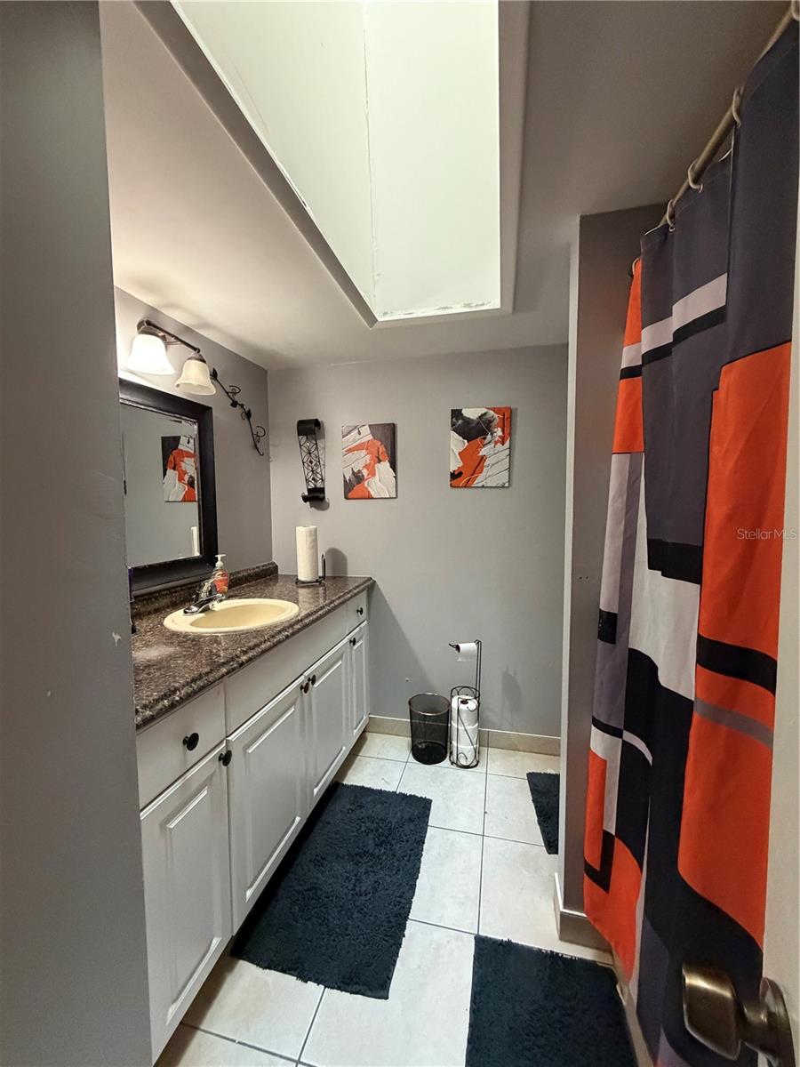 Image 20 of 22 For 4574 Lighthouse Circle 23