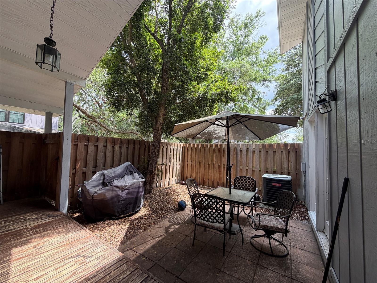 Image 5 of 22 For 4574 Lighthouse Circle 23