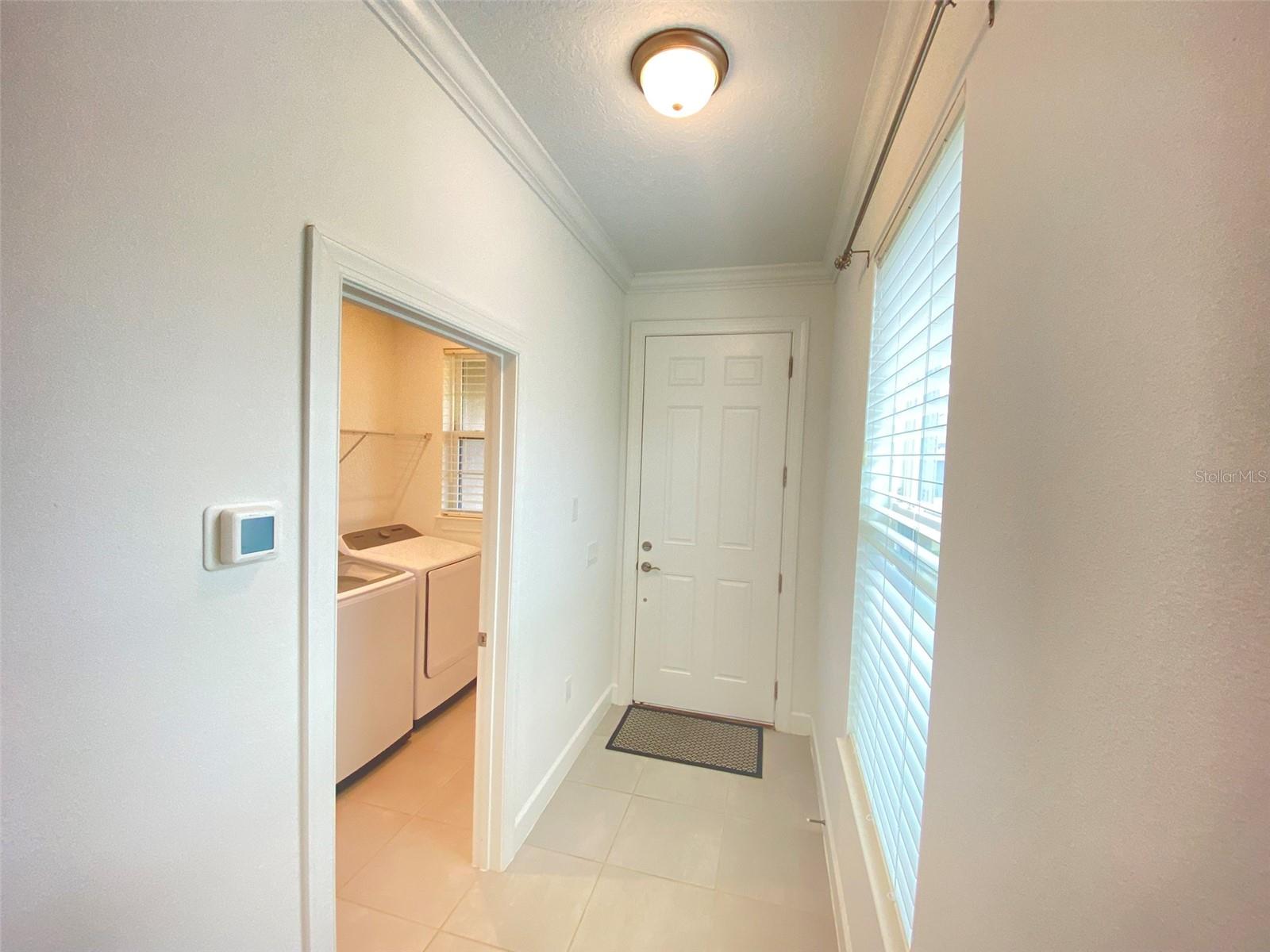 Image 3 of 20 For 2182 Palm Tree Drive