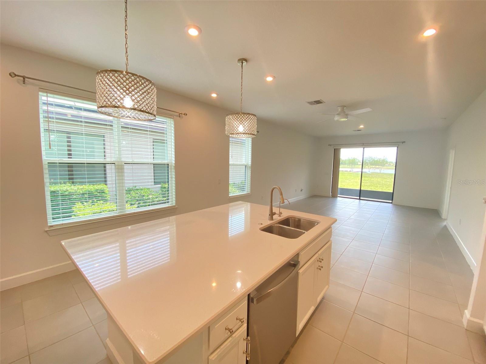 Image 6 of 20 For 2182 Palm Tree Drive