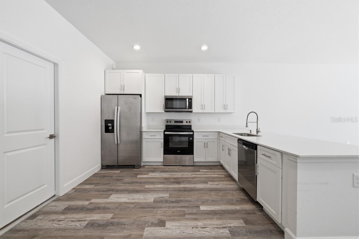 Image 10 of 12 For 10087 Amicola Street