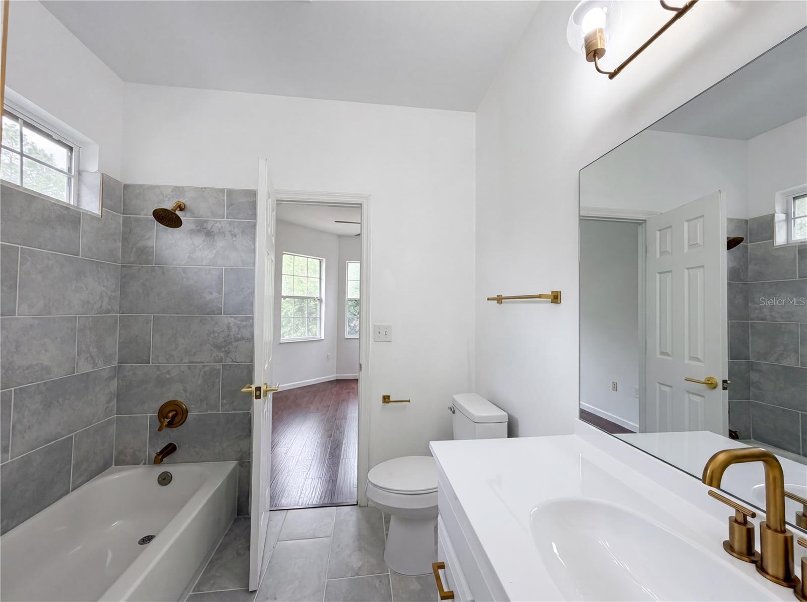 Image 11 of 30 For 9405 31st Lane