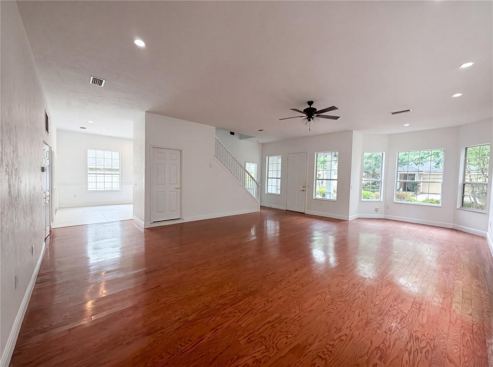 Image 3 of 30 For 9405 31st Lane