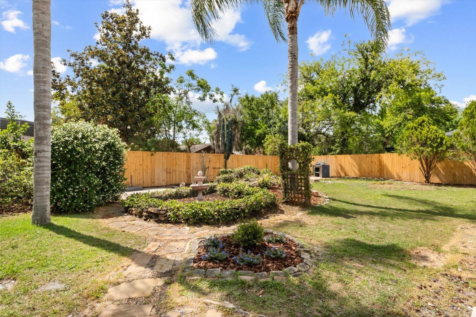Image 27 of 51 For 4940 Caspian Court