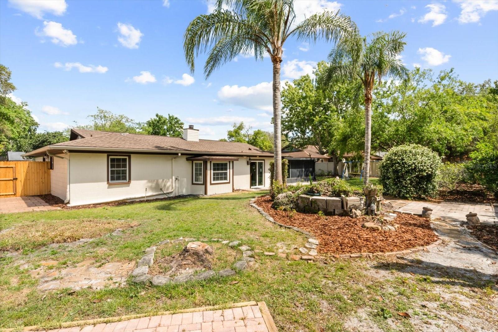 Image 36 of 51 For 4940 Caspian Court