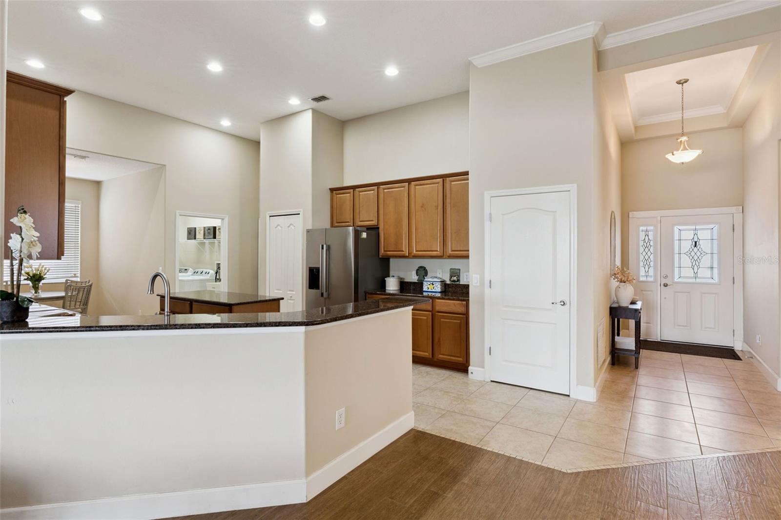 Image 16 of 68 For 14868 Cableshire Way