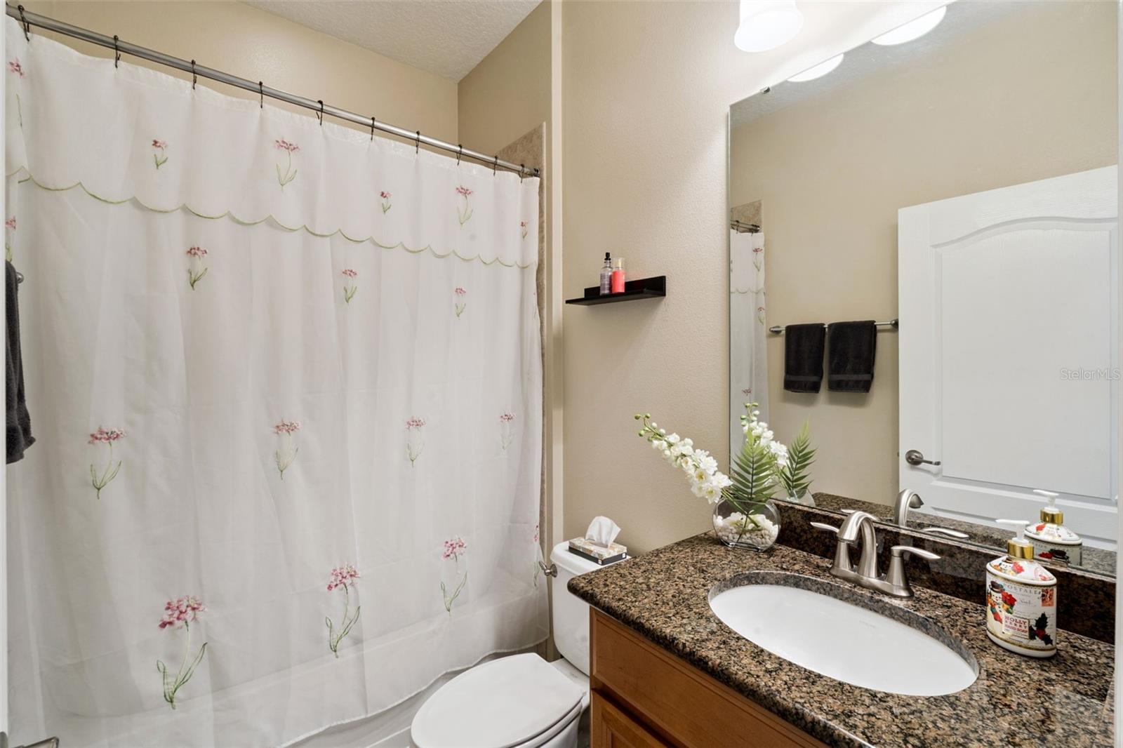 Image 24 of 68 For 14868 Cableshire Way