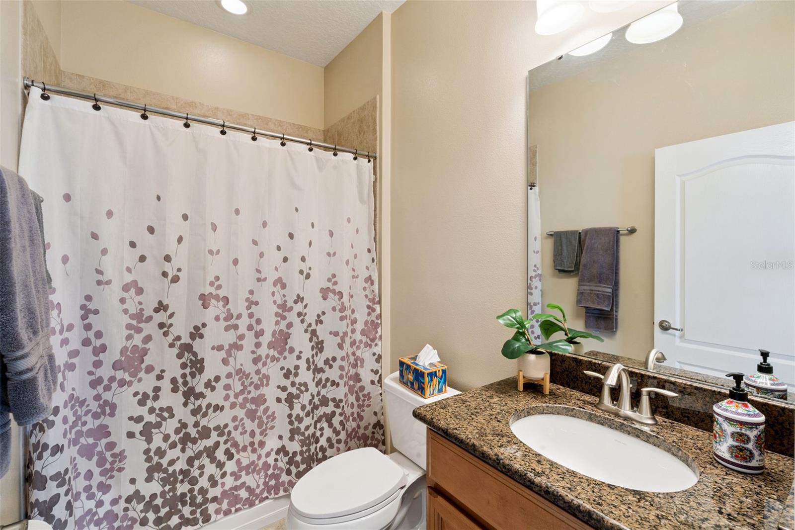 Image 25 of 68 For 14868 Cableshire Way