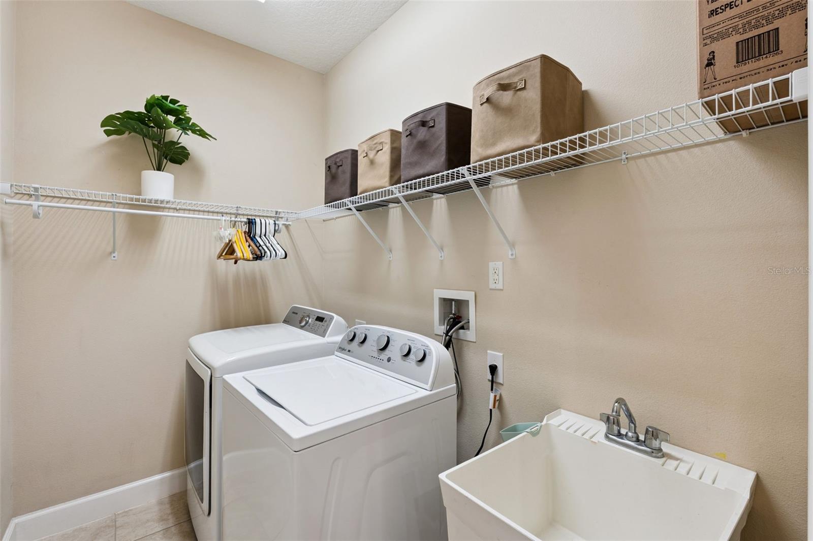 Image 28 of 68 For 14868 Cableshire Way