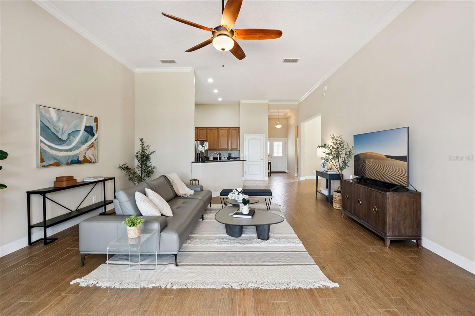 Image 8 of 68 For 14868 Cableshire Way
