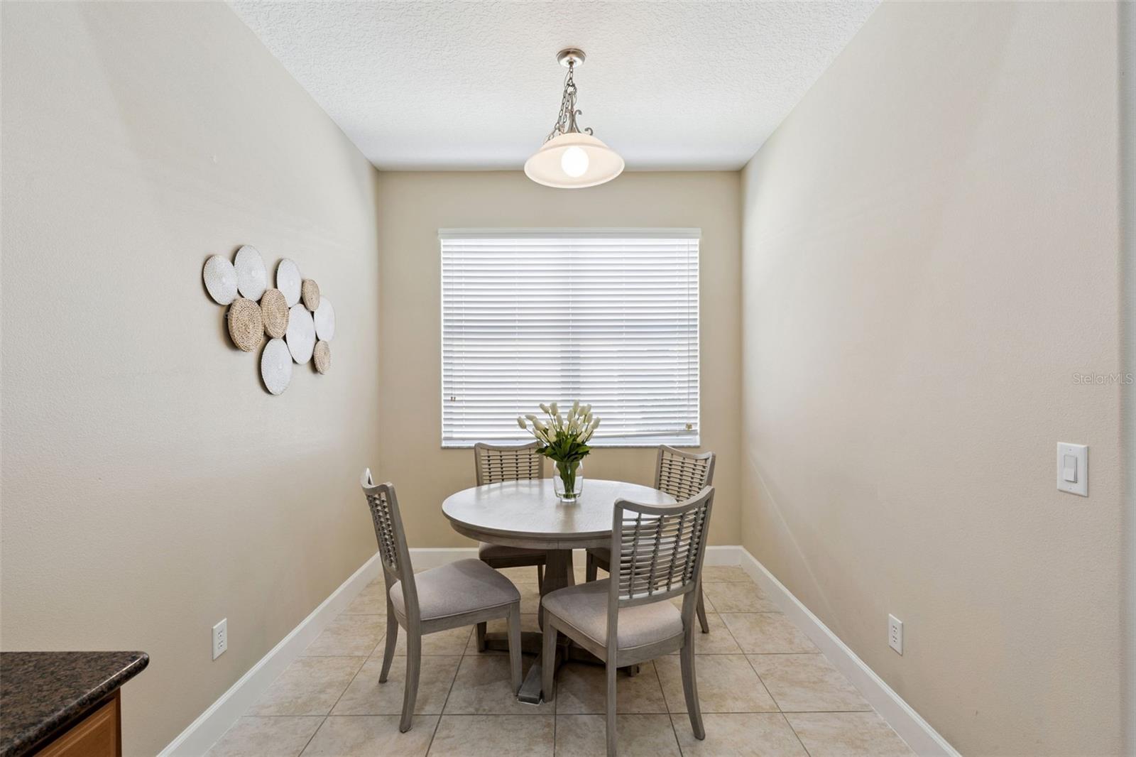 Image 9 of 68 For 14868 Cableshire Way