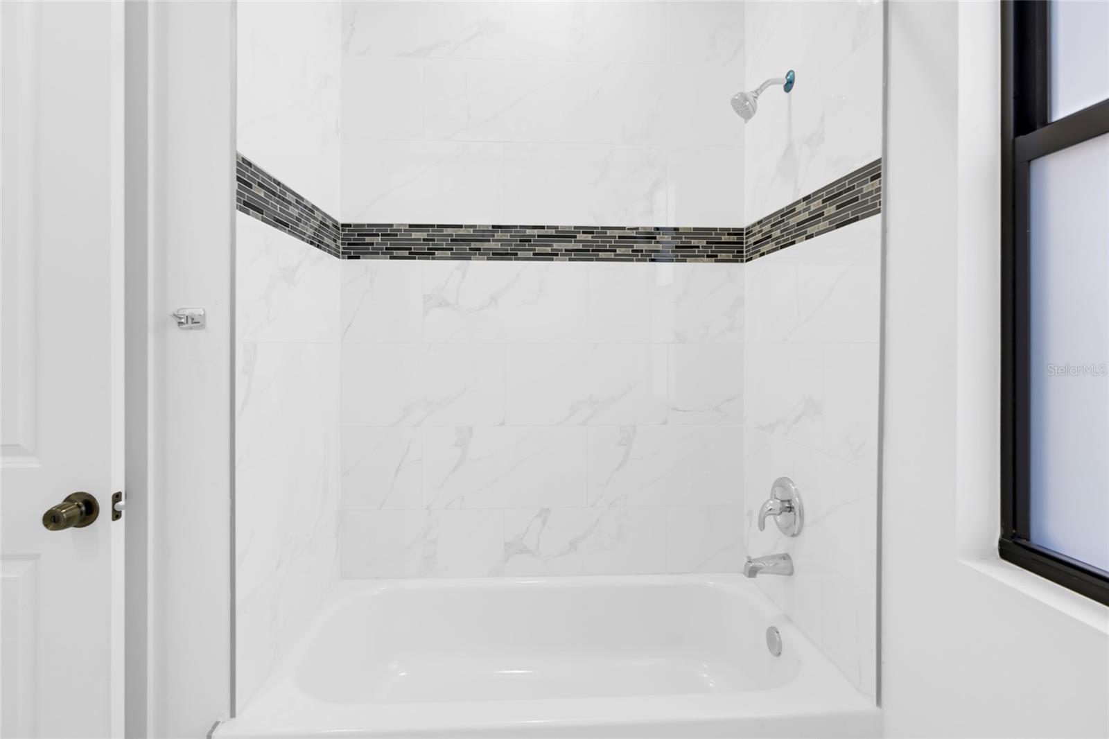 Image 37 of 52 For 2915 23rd Street Sw