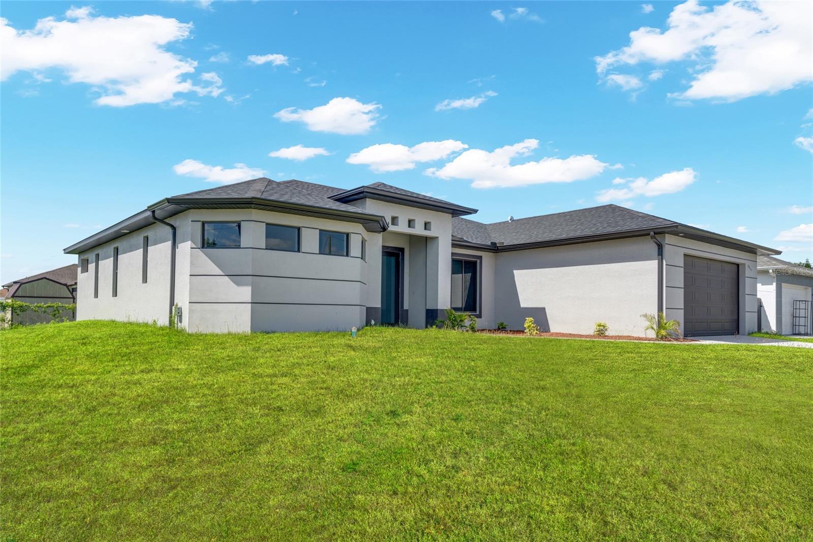 Image 7 of 52 For 2915 23rd Street Sw