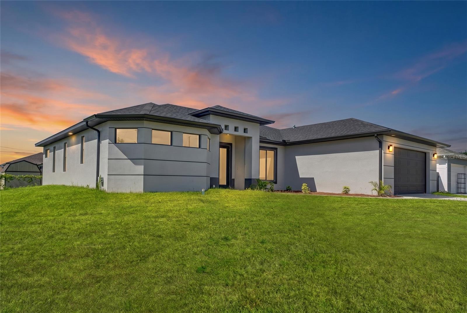 Image 8 of 52 For 2915 23rd Street Sw