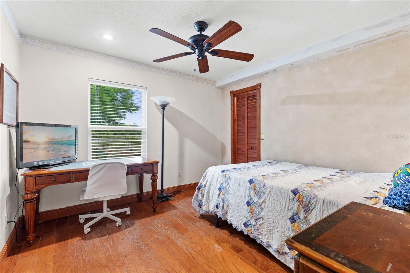 Image 15 of 40 For 4340 Aqua Vista Drive A