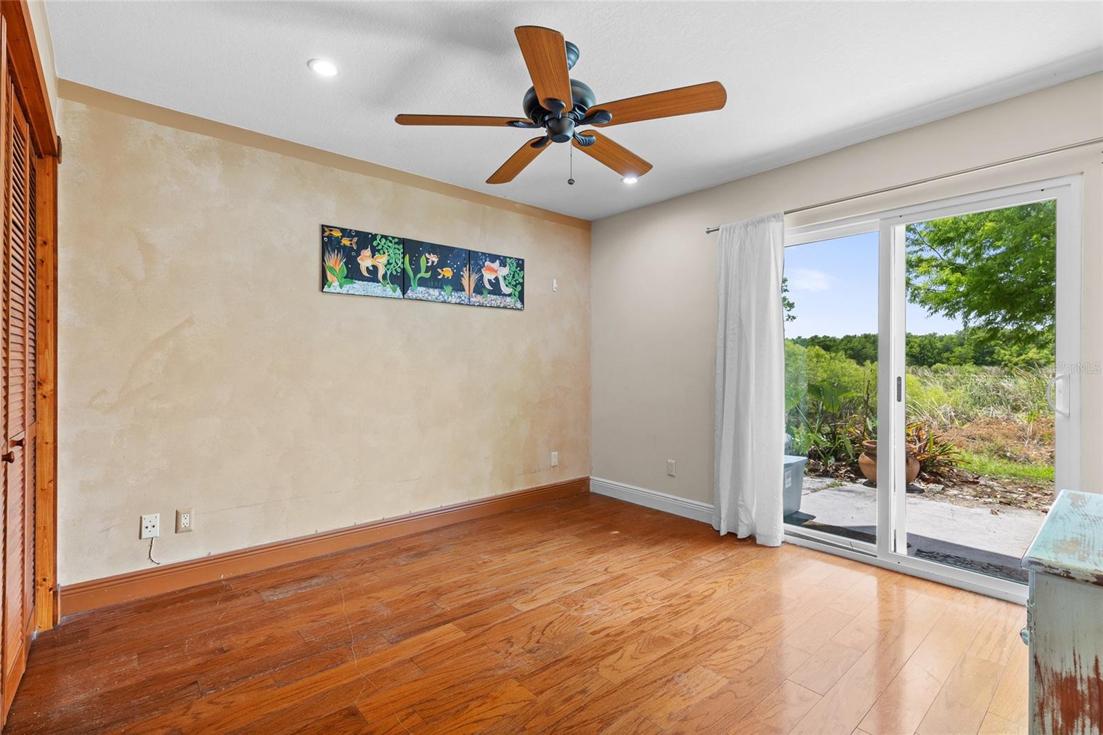 Image 20 of 40 For 4340 Aqua Vista Drive A