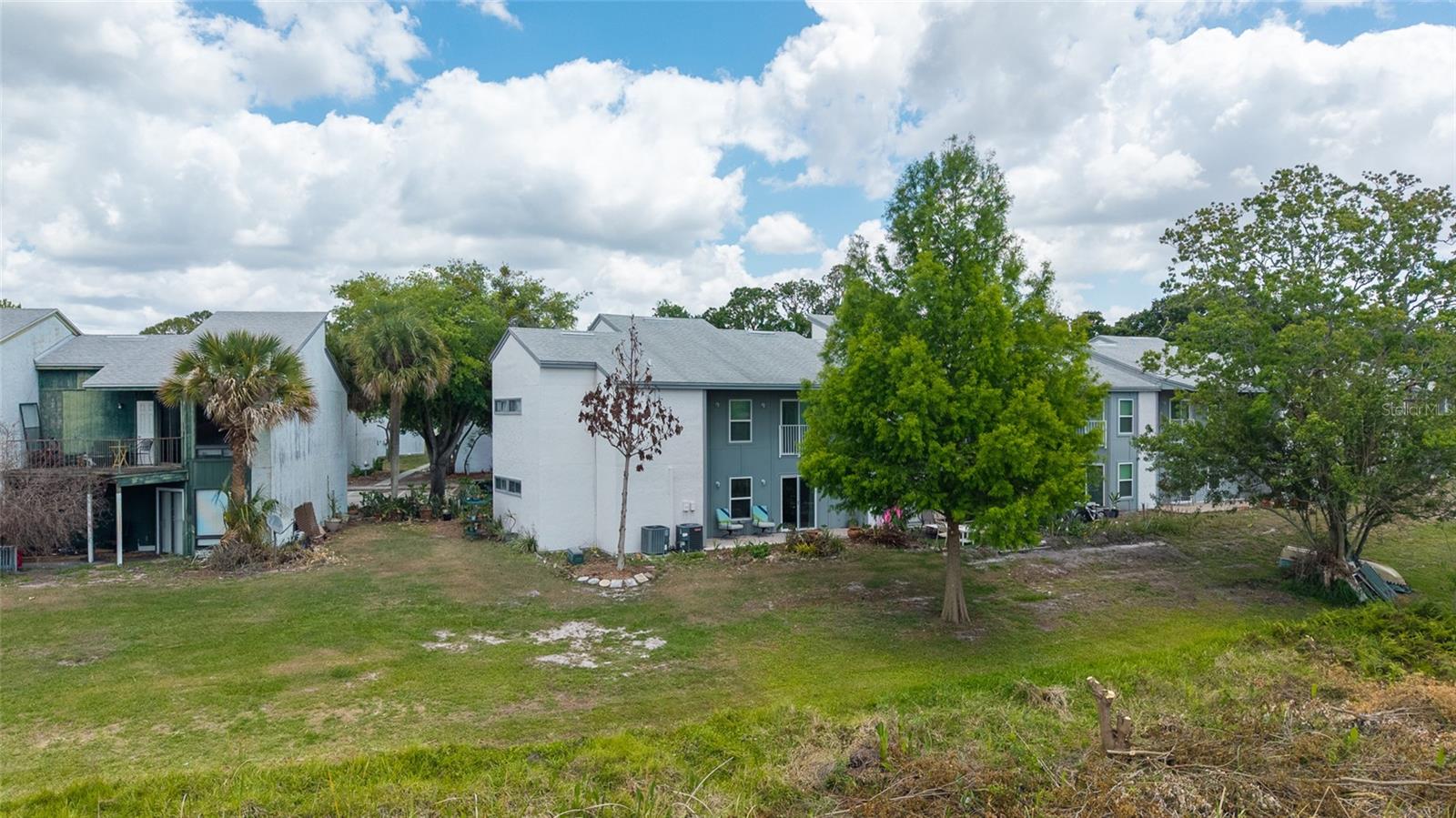 Image 37 of 40 For 4340 Aqua Vista Drive A