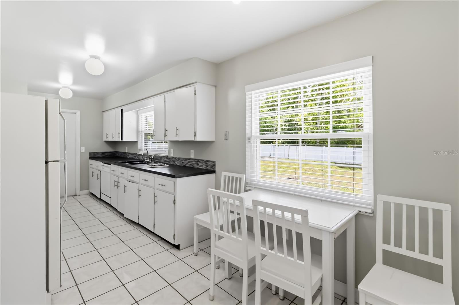 Image 5 of 16 For 7832 Barberry Drive