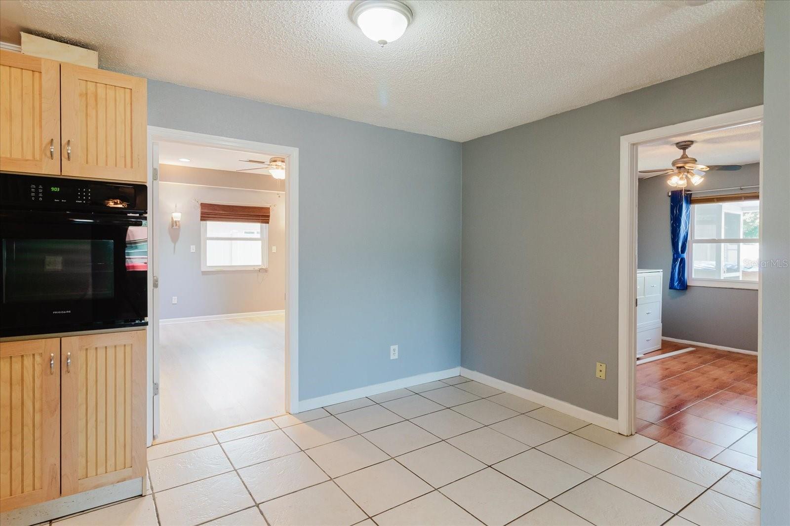 Image 49 of 70 For 2009 Peppertree Court