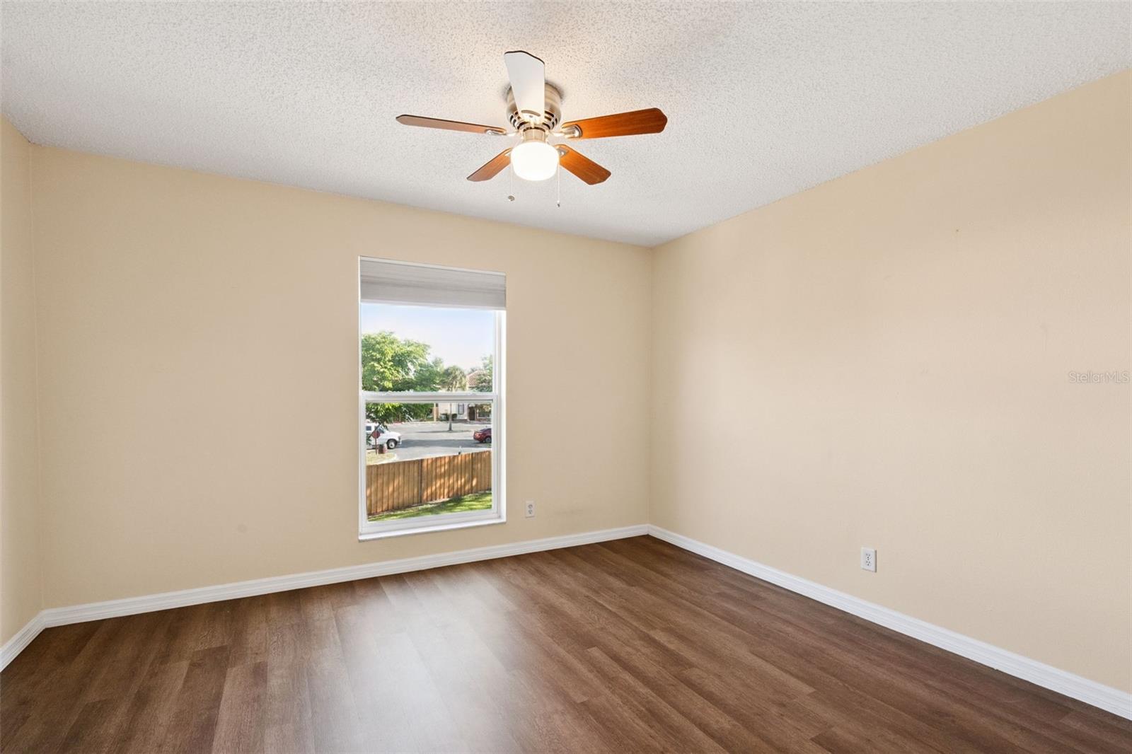 Image 16 of 22 For 1716 Lafayette Ct  1716