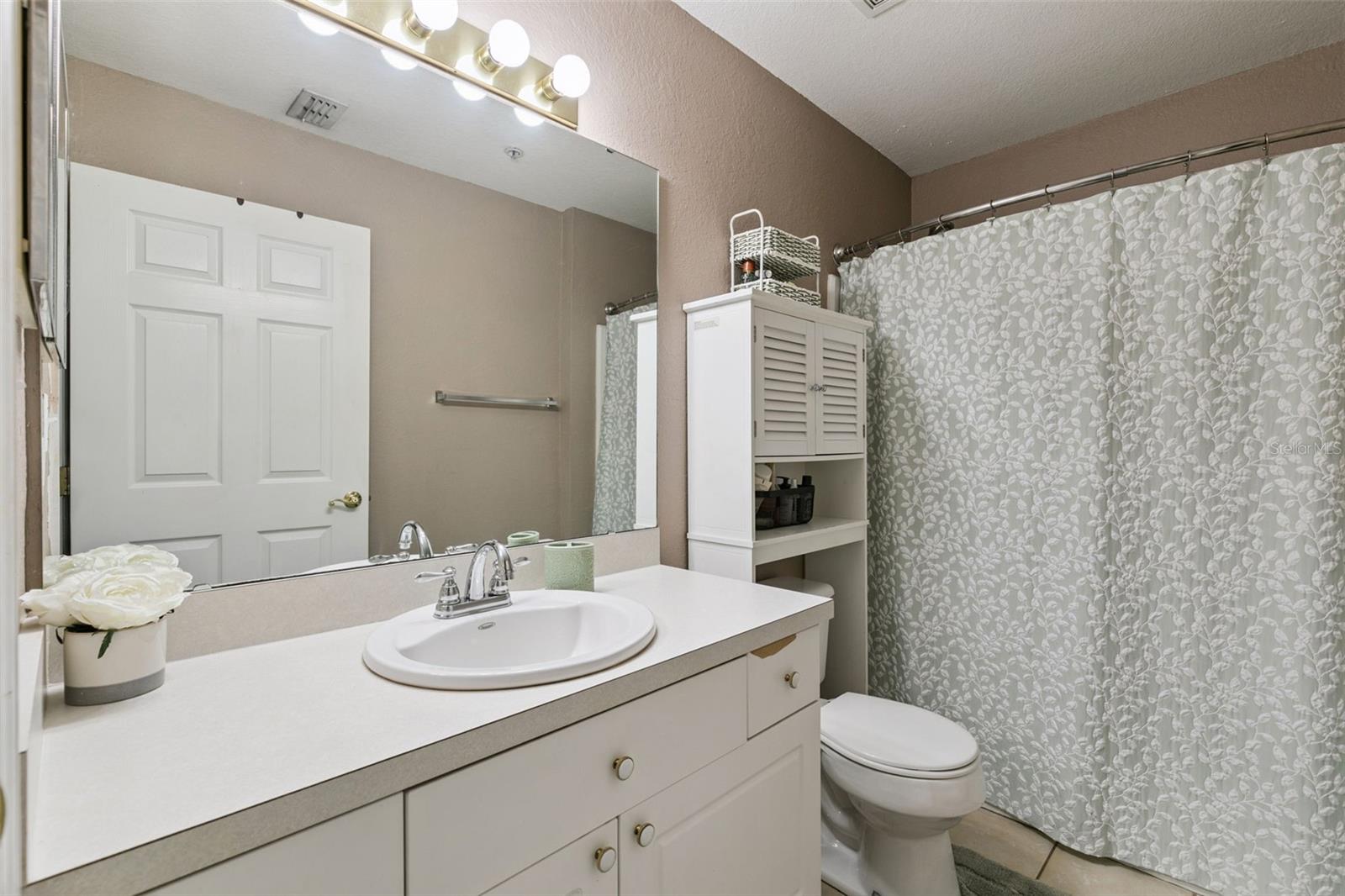 Image 13 of 17 For 145 Reserve Circle 205
