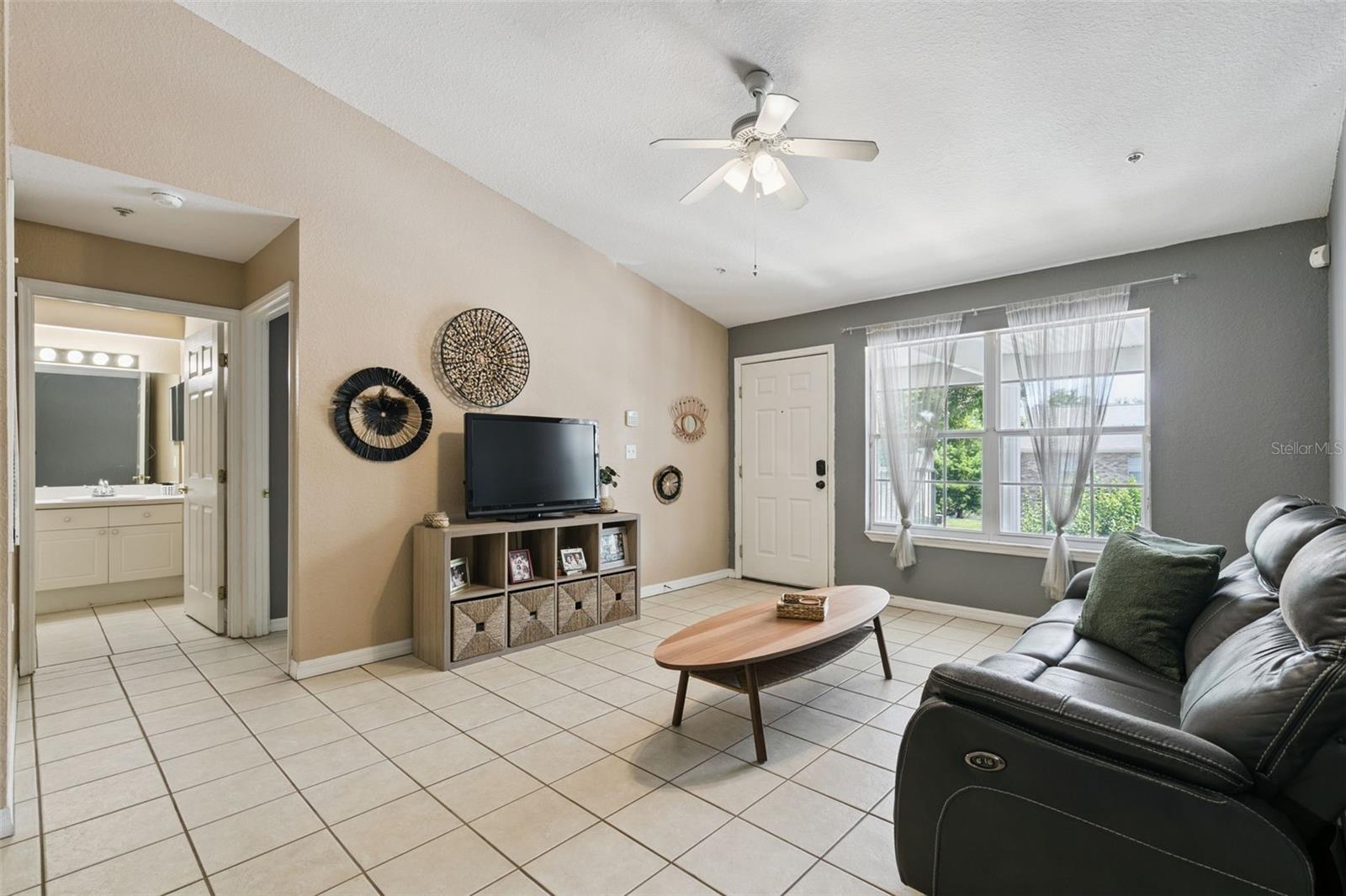 Image 6 of 17 For 145 Reserve Circle 205