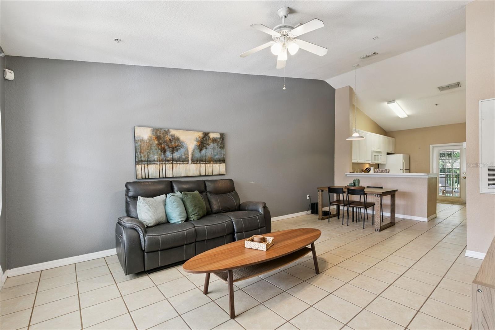 Image 7 of 17 For 145 Reserve Circle 205