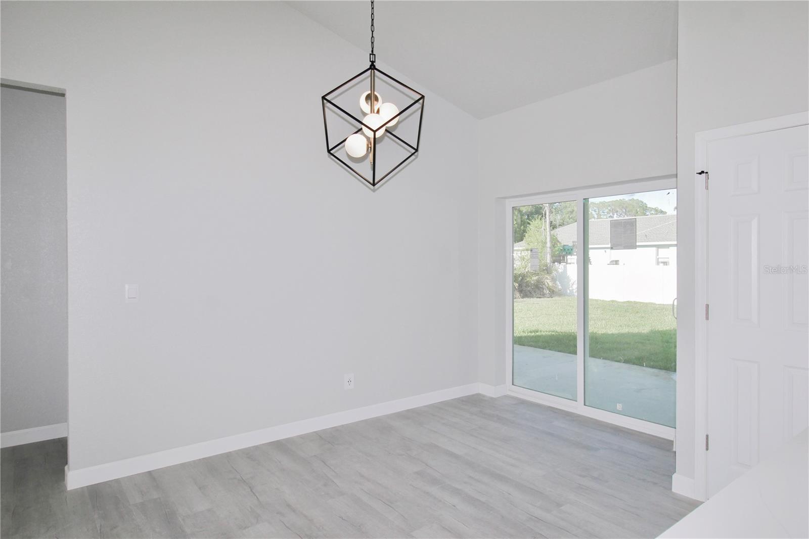 Image 12 of 37 For 4608 Cortez Boulevard