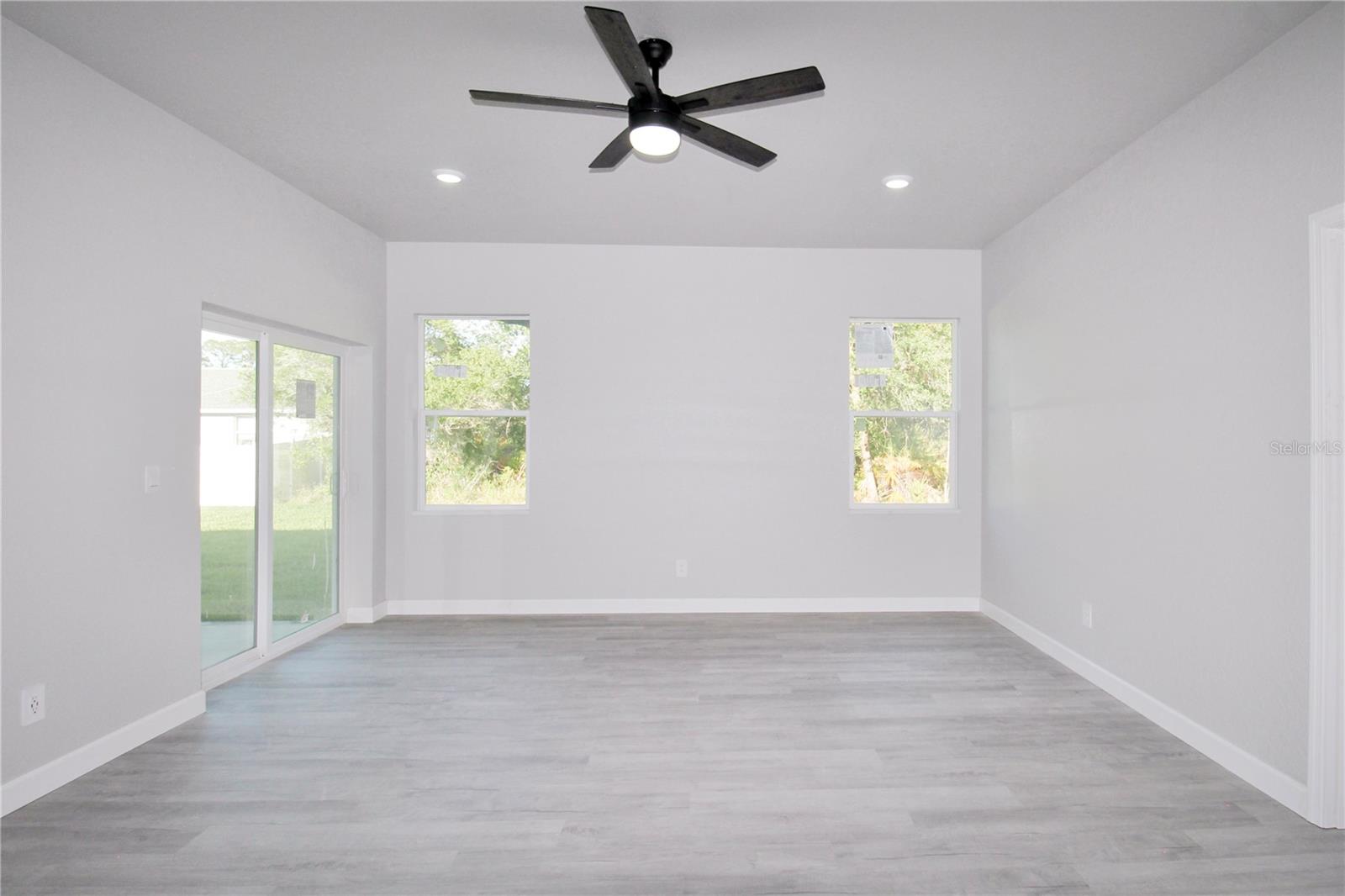Image 14 of 37 For 4608 Cortez Boulevard