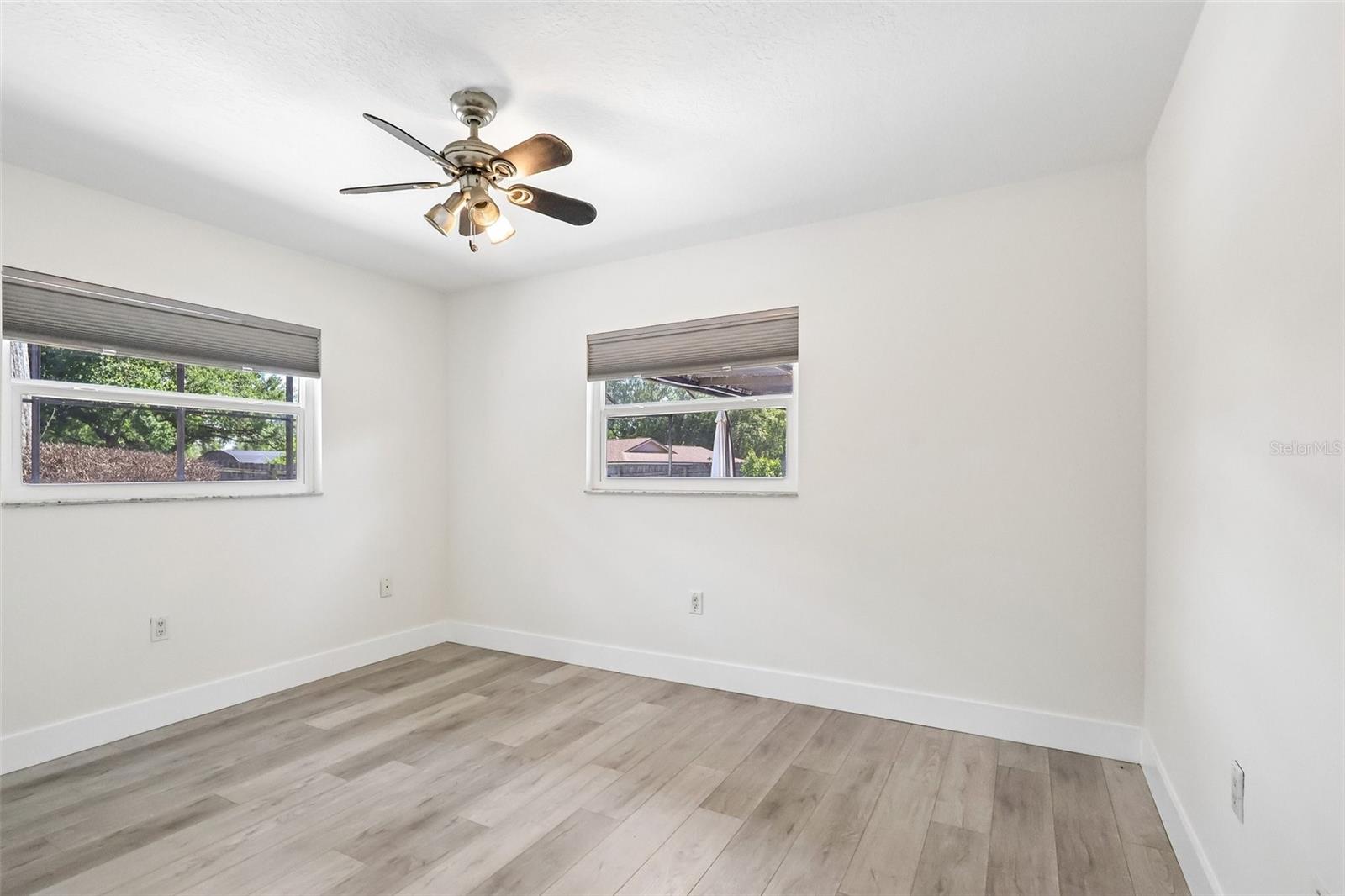 Image 26 of 38 For 8558 Cedar Cove Drive