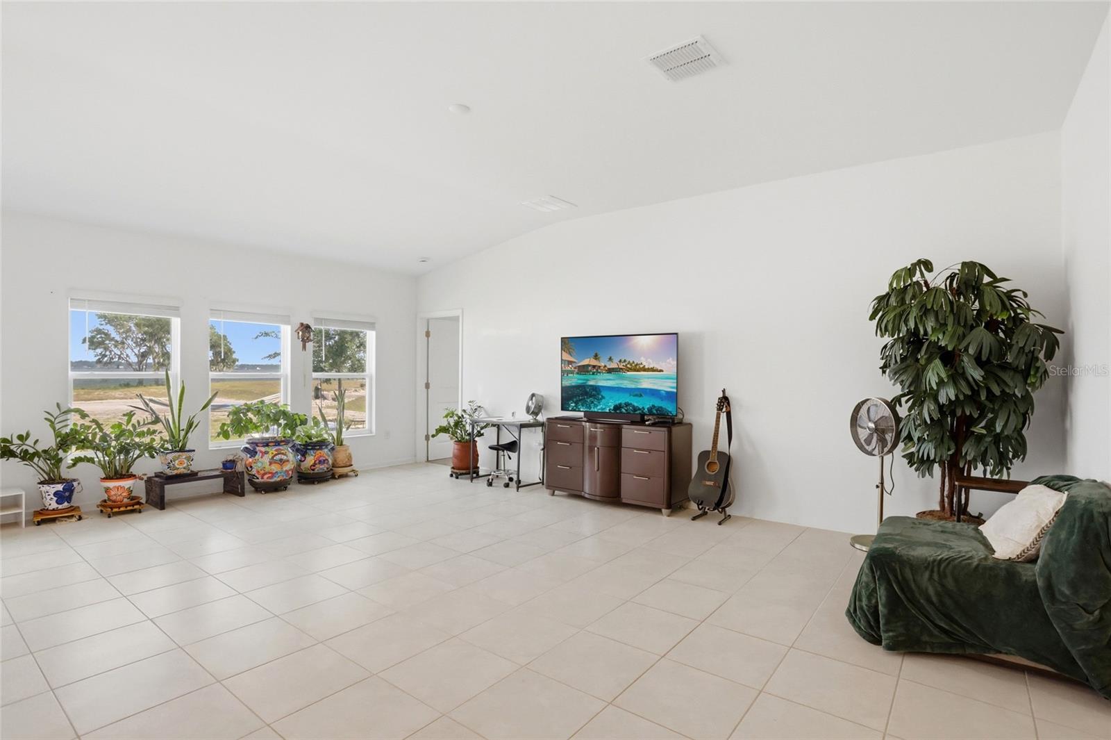 Image 11 of 65 For 740 Trotters Drive