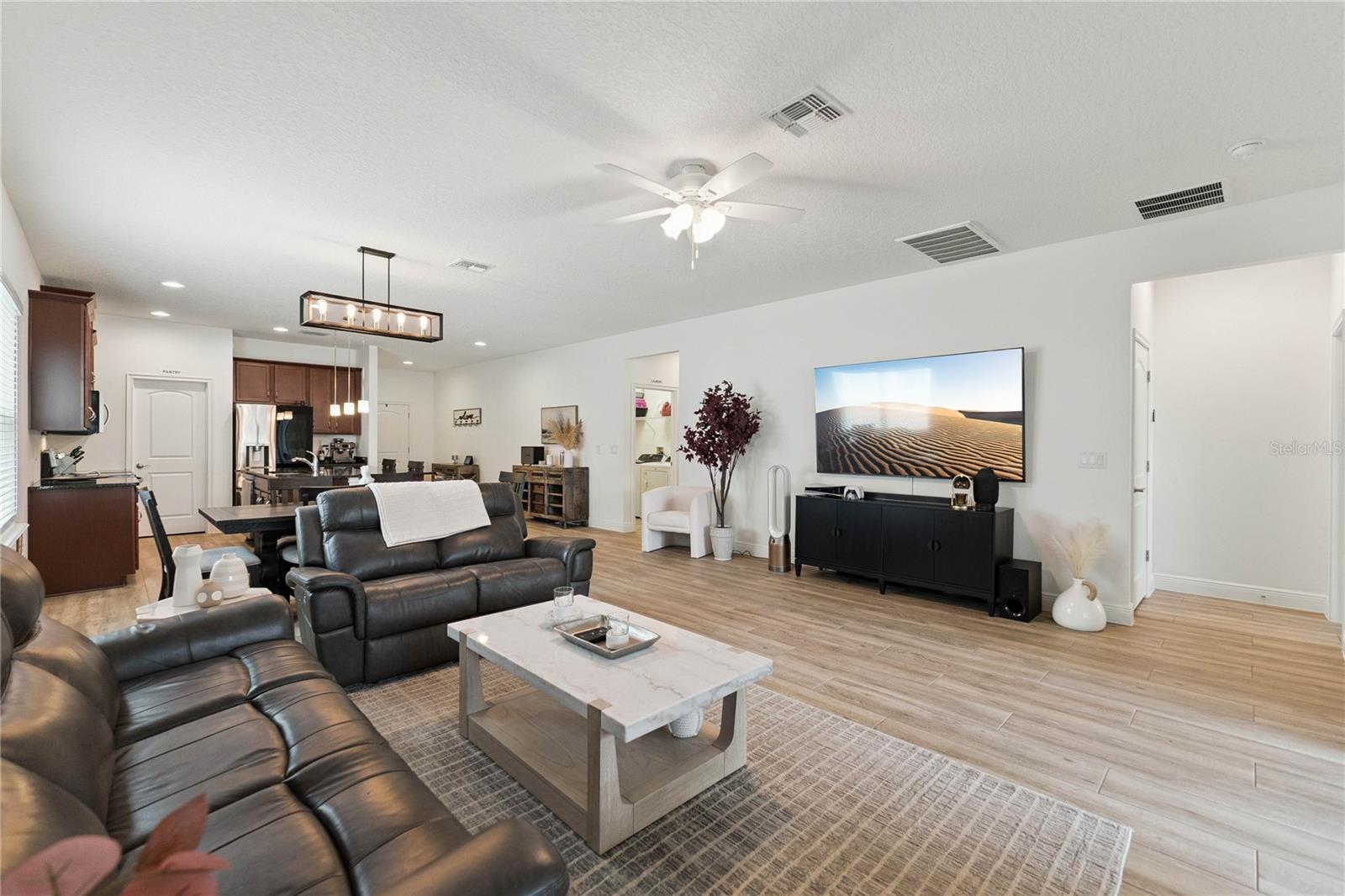 Image 16 of 68 For 5543 Estero Loop