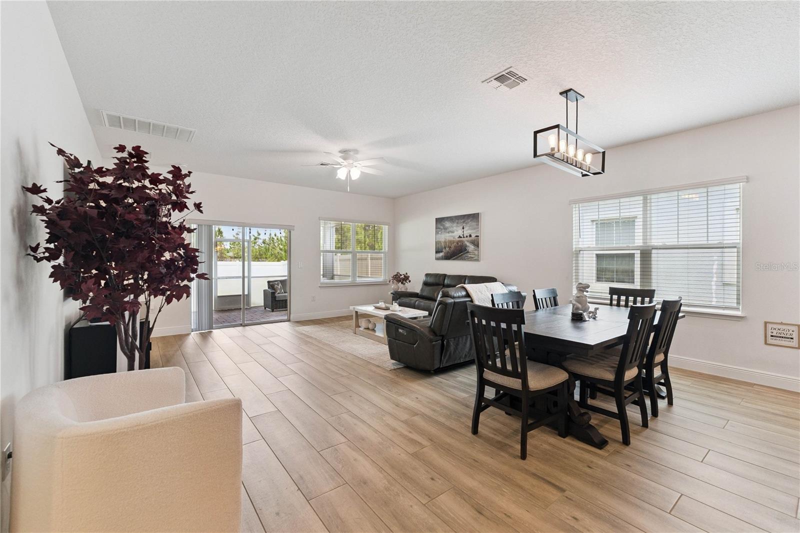 Image 21 of 68 For 5543 Estero Loop