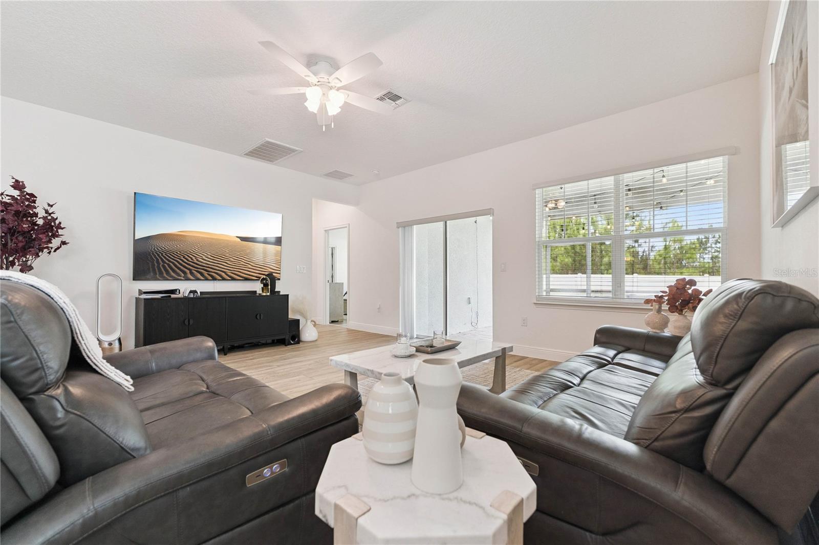 Image 25 of 68 For 5543 Estero Loop