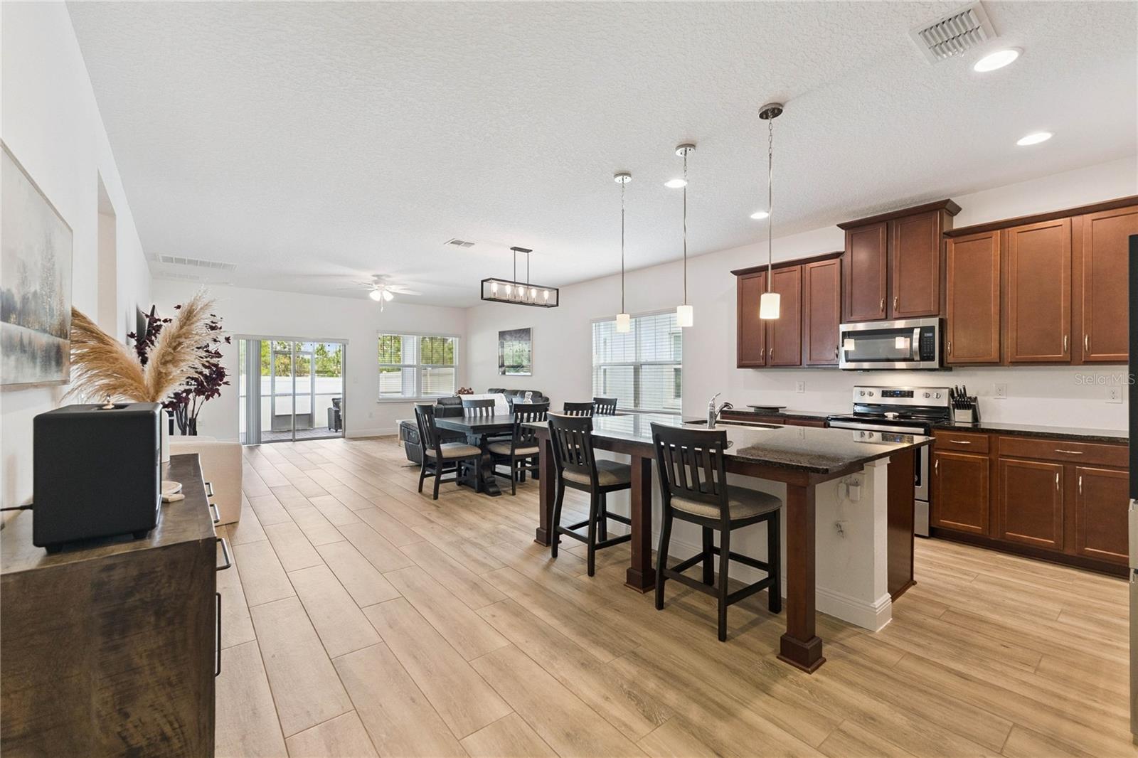 Image 28 of 68 For 5543 Estero Loop