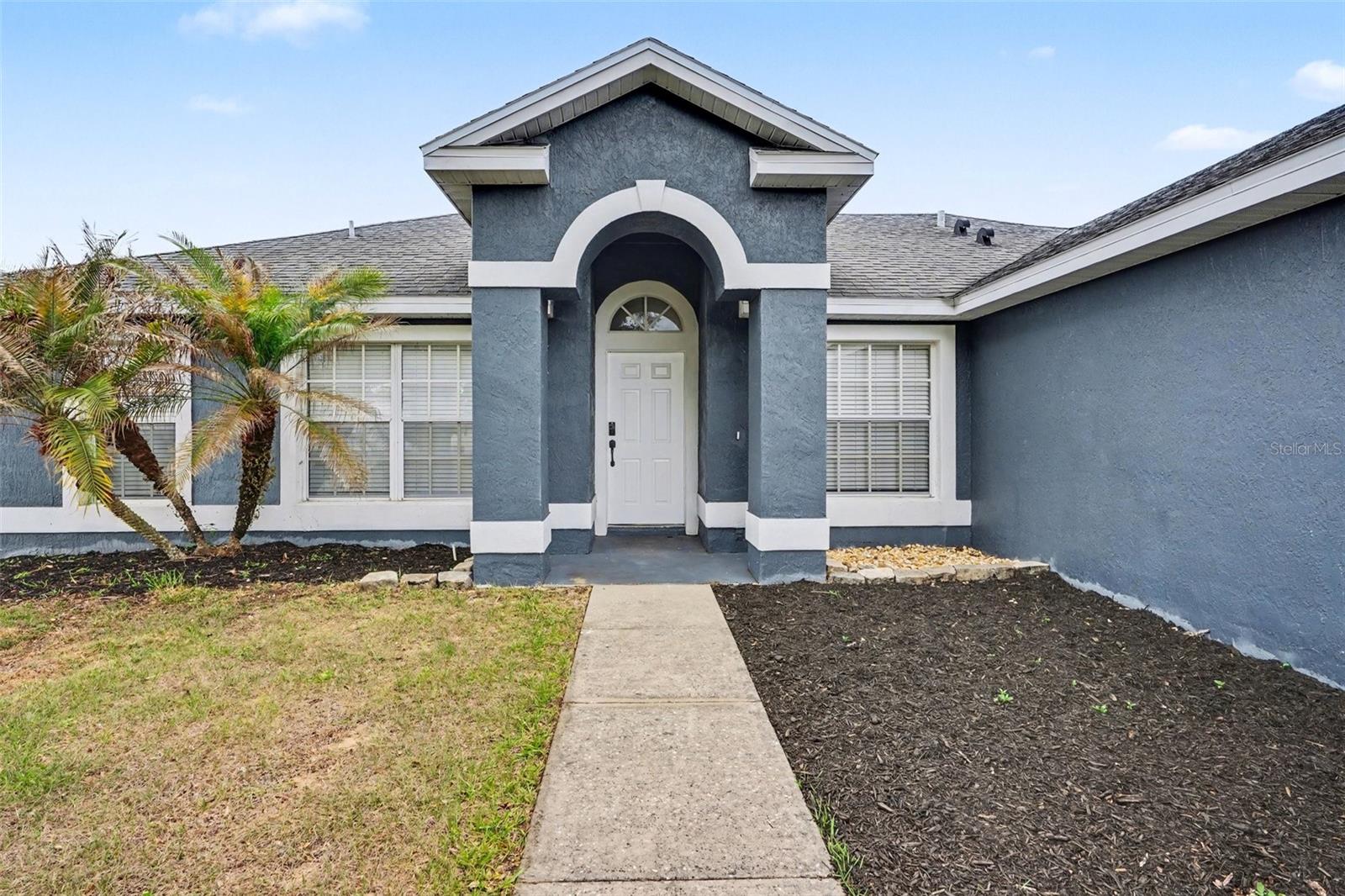 Image 3 of 15 For 5626 Loma Vista Court
