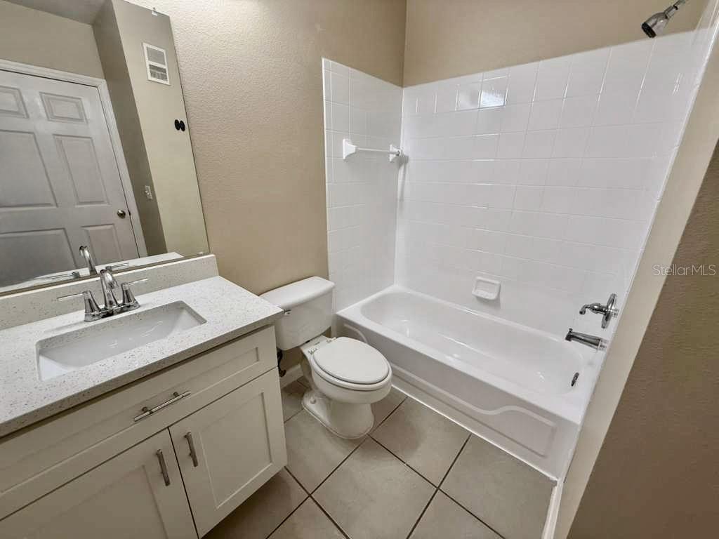 Image 14 of 17 For 4332 Kirkman Road 1003