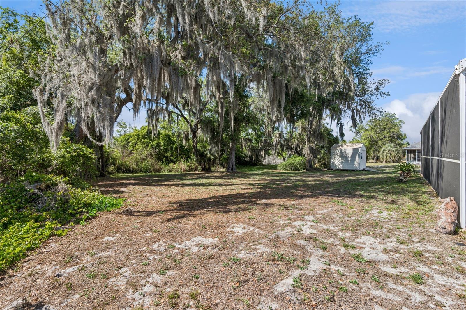 Image 41 of 44 For 35401 Willow Circle