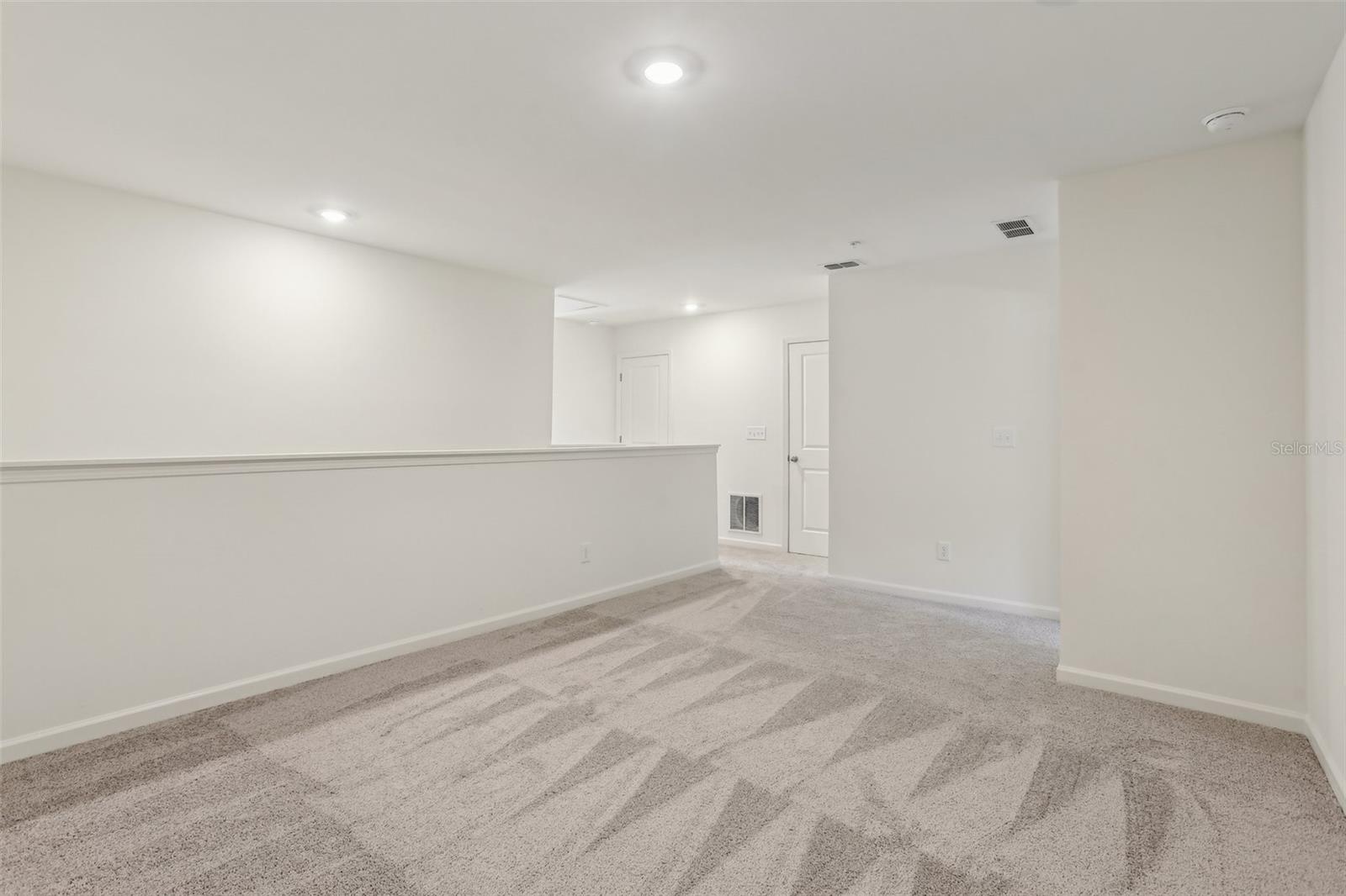 Image 11 of 23 For 2571 Grey Hawk Dr