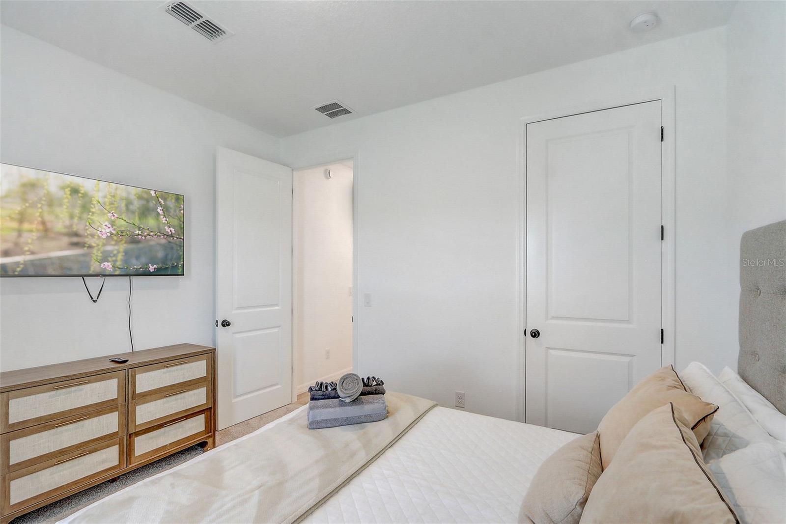 Image 18 of 44 For 2268 Derwent Drive