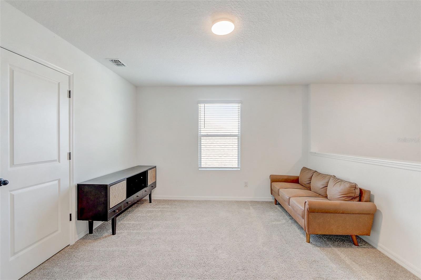 Image 20 of 44 For 2268 Derwent Drive