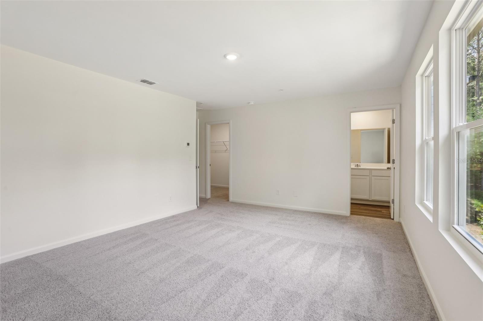 Image 17 of 24 For 2583 Grey Hawk Dr