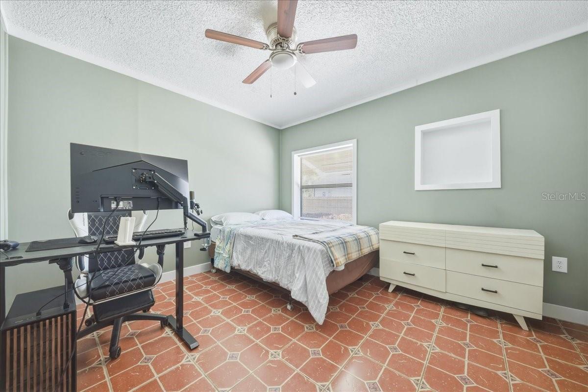 Image 24 of 51 For 4230 Tangerine Street