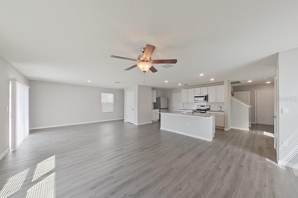 Image 4 of 20 For 8610 44th Court